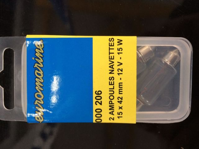 2 ampoules navettes