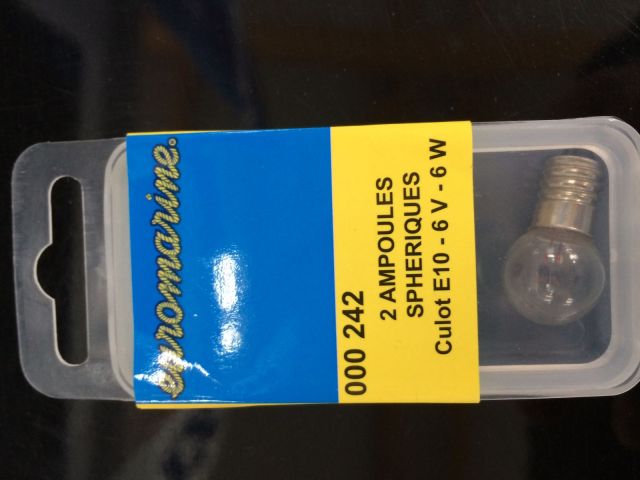 2 ampoules spheriques