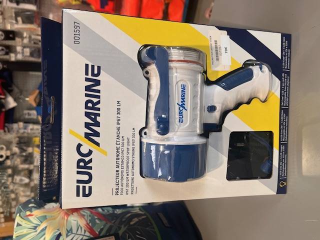 PROJECTEUR AUTONOME 300LM